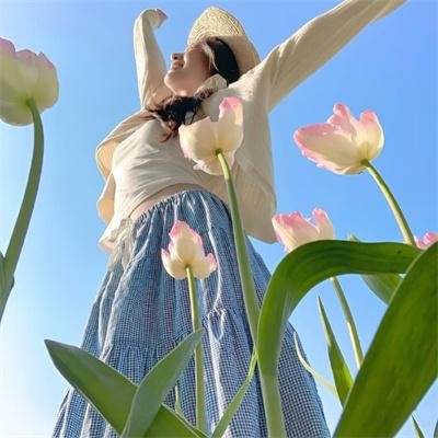 这个少侠有点冷